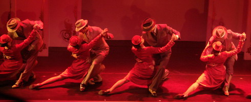 Cafe de los angelitos tango show in buenos aires