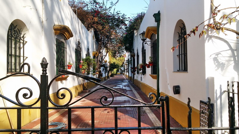 Private out of the beaten path walking tour Buenos Aires hidden passage