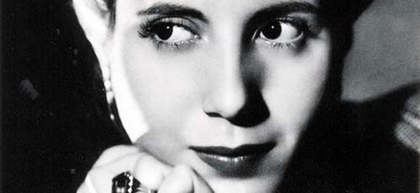 private-tour-about-evita-in-buenos-aires-eva-peron-eyes