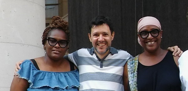 Private tour guide Buenos Aires Pablo Piera with happy American Customers at the Flower of Buenos Aires